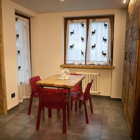 La Petite Maison D'erika Apartmán
