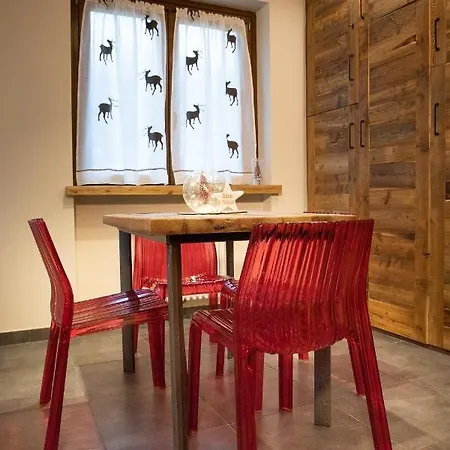 La Petite Maison D'erika Apartmán Aosta